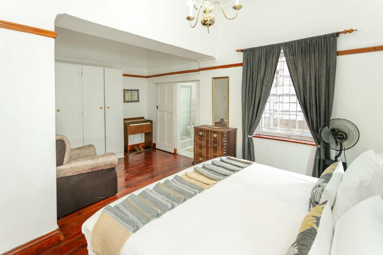 Ravenscliff Villa Oudtshoorn Exterior foto
