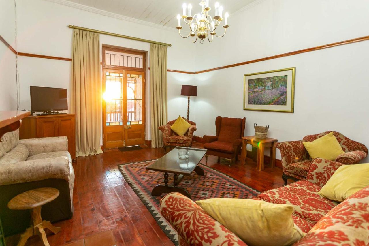 Ravenscliff Villa Oudtshoorn Exterior foto